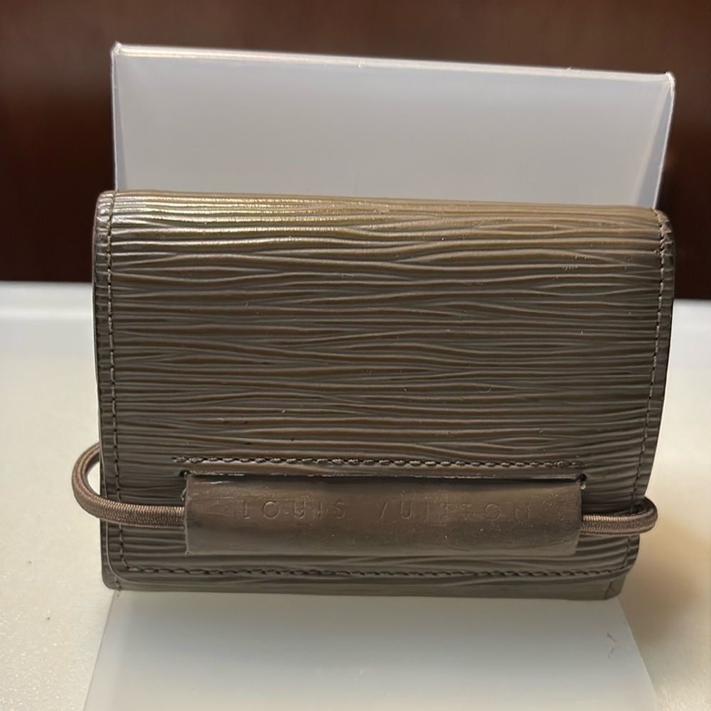Louis Vuitton  wallet  compact ladies 2002 Porte  Elastique Wallet Taupe leather
